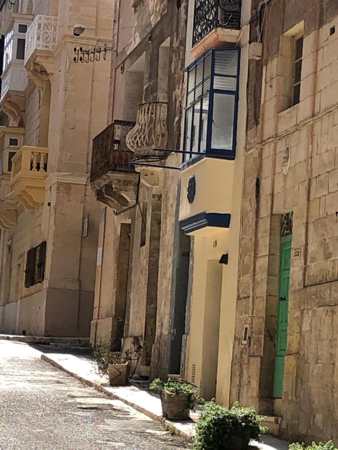 Ferienwohnung Floriana Cosy Townhouse Exterior foto
