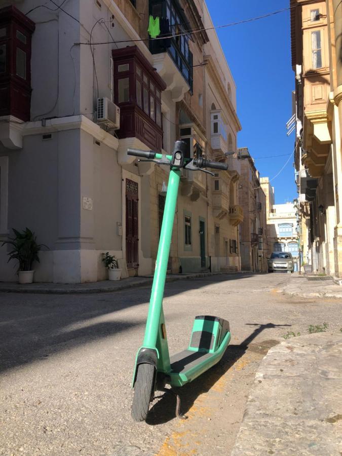 Ferienwohnung Floriana Cosy Townhouse Exterior foto