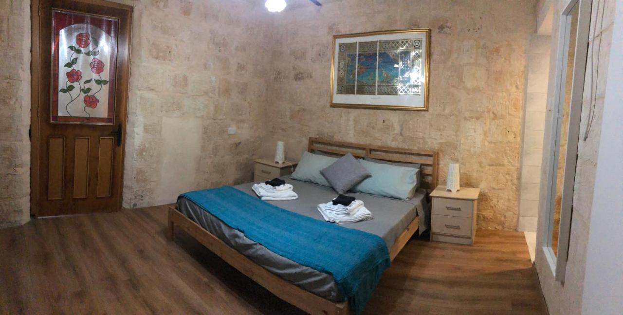 Ferienwohnung Floriana Cosy Townhouse Exterior foto