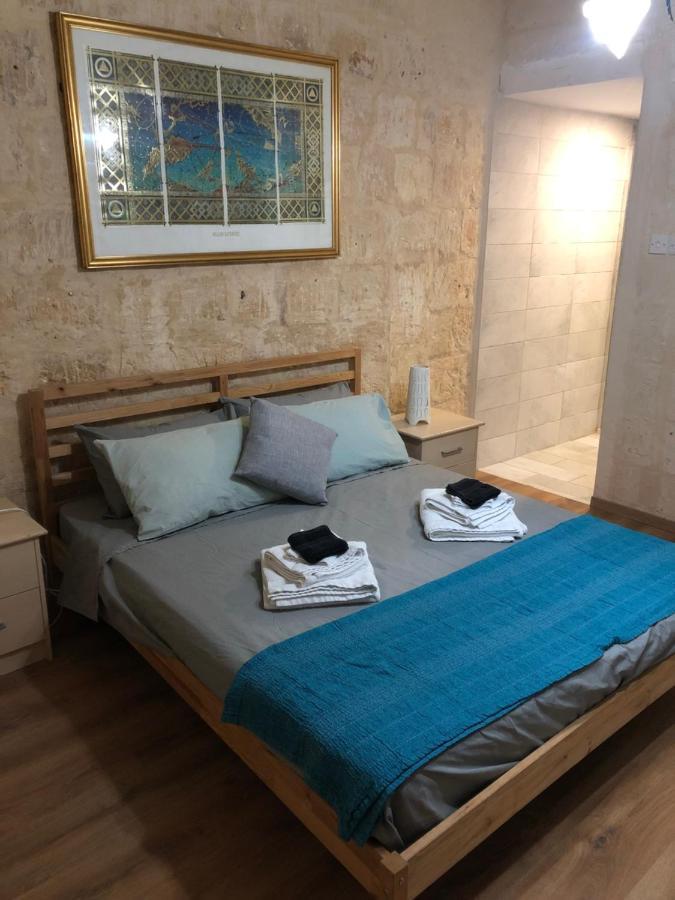 Ferienwohnung Floriana Cosy Townhouse Exterior foto